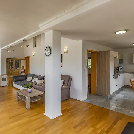 Vrcevan Villa *