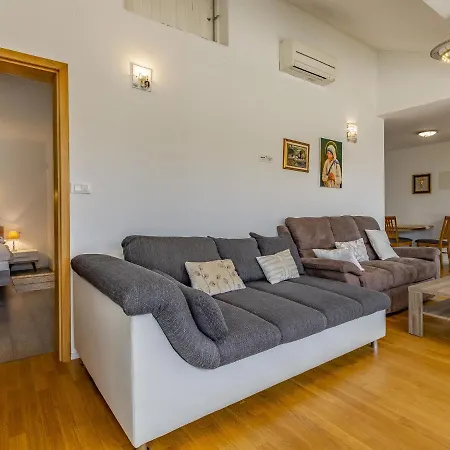 Vrcevan Villa Medulin